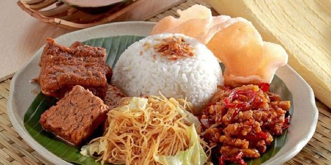 Resep Nasi Uduk Betawi Khas Indonesia Gurih yang Menggugah Selera